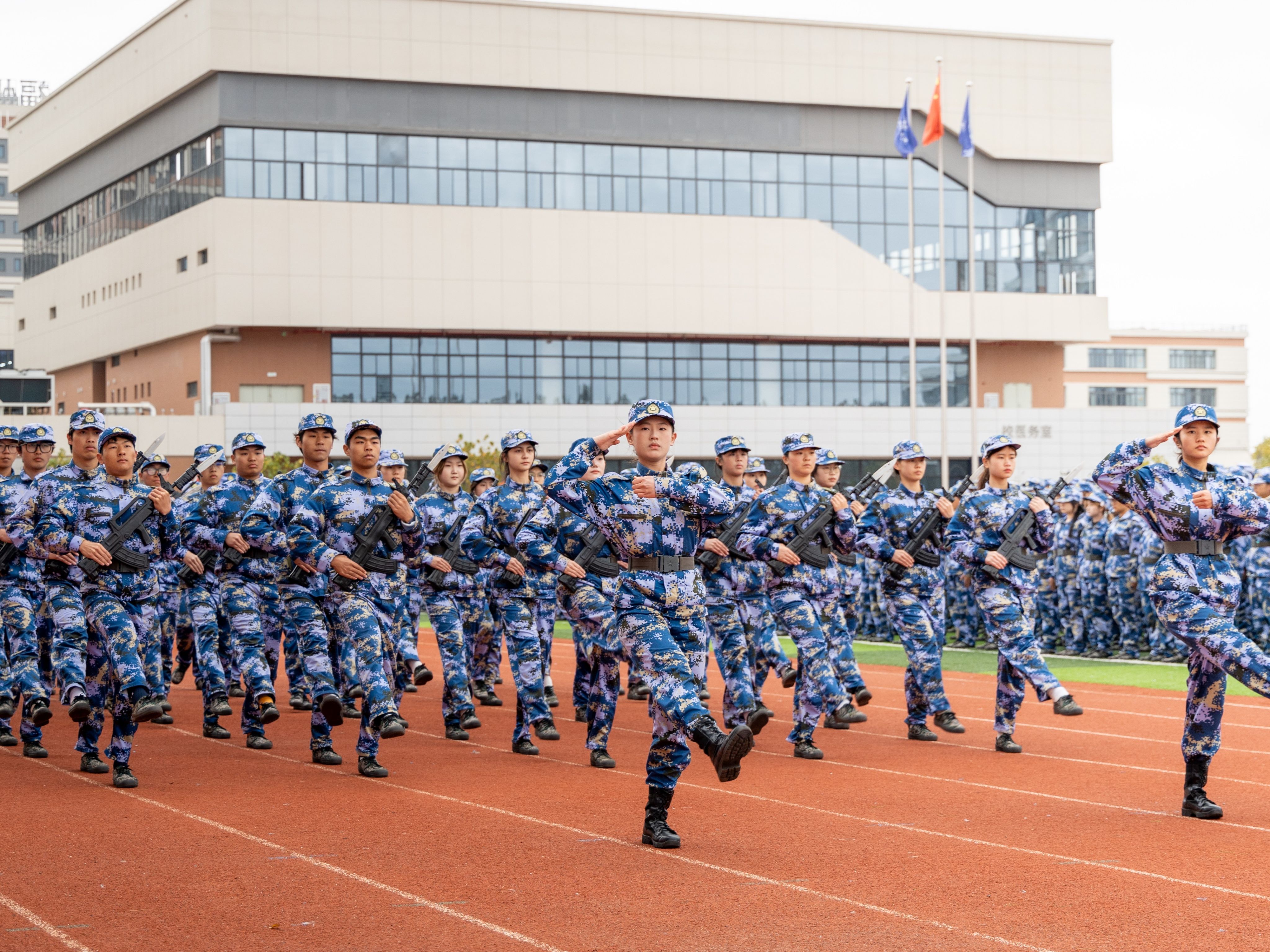 风韵犹存熟妇一区二区三区