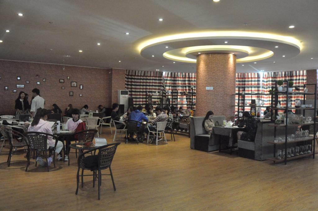 风韵犹存熟妇一区二区三区