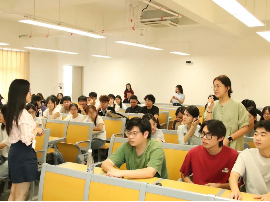 风韵犹存熟妇一区二区三区