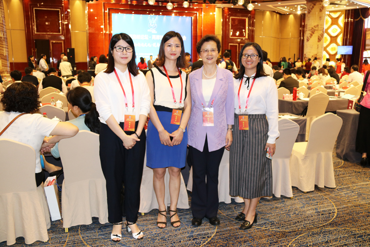 风韵犹存熟妇一区二区三区