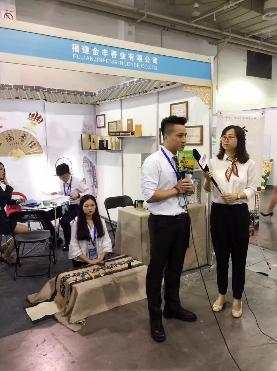 风韵犹存熟妇一区二区三区