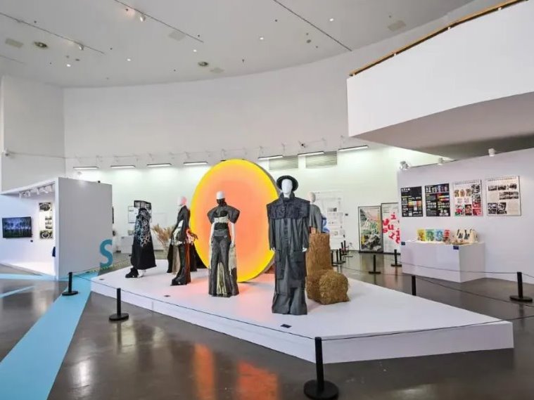 风韵犹存熟妇一区二区三区