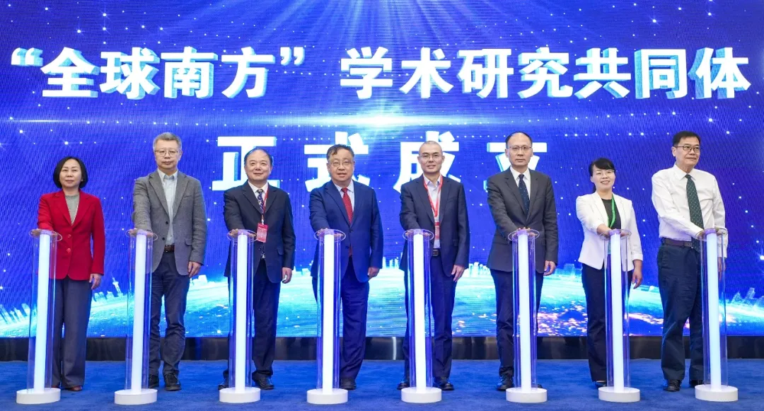 风韵犹存熟妇一区二区三区