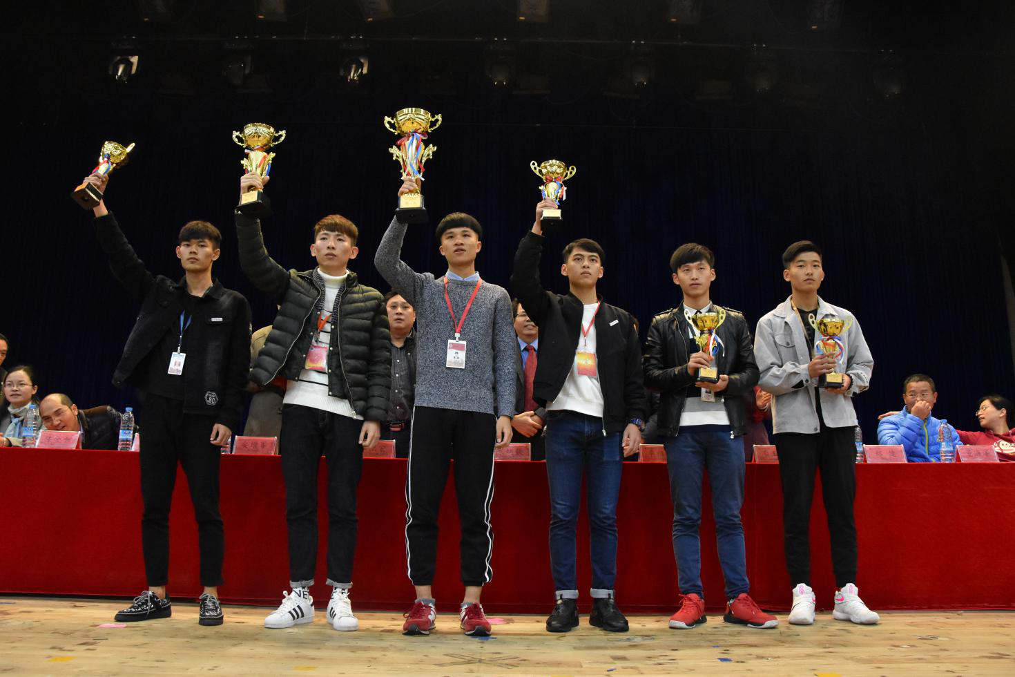 风韵犹存熟妇一区二区三区