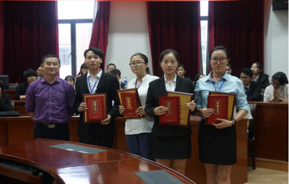 风韵犹存熟妇一区二区三区