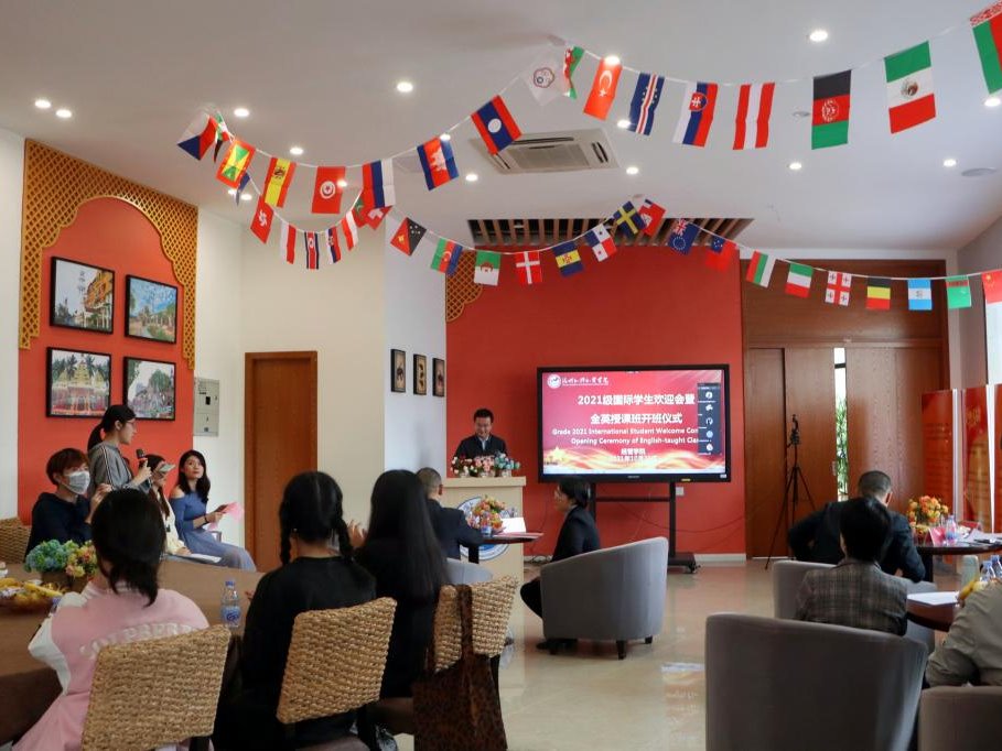 风韵犹存熟妇一区二区三区