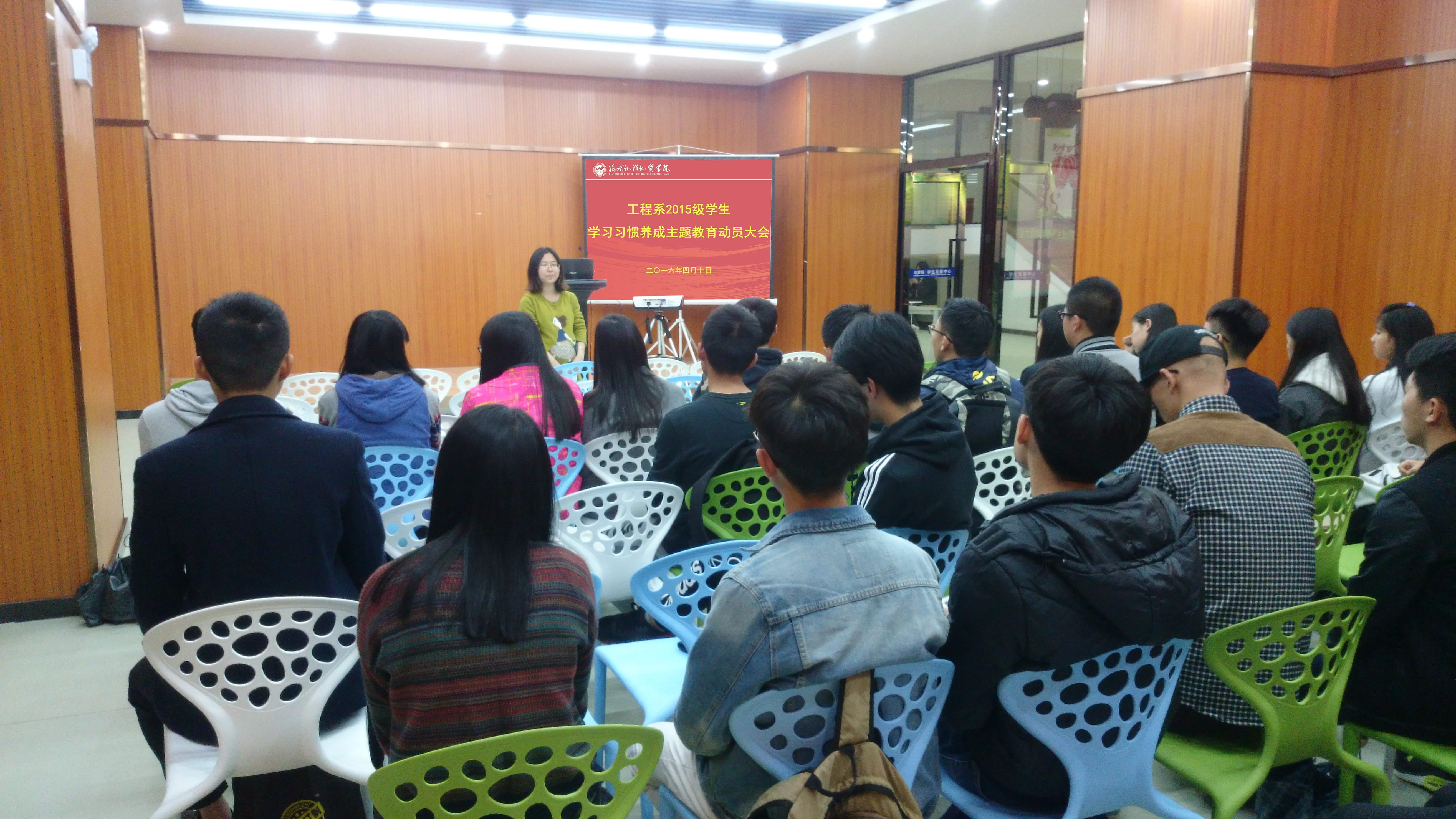 风韵犹存熟妇一区二区三区