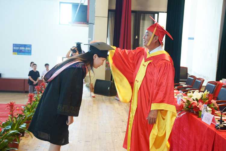 风韵犹存熟妇一区二区三区