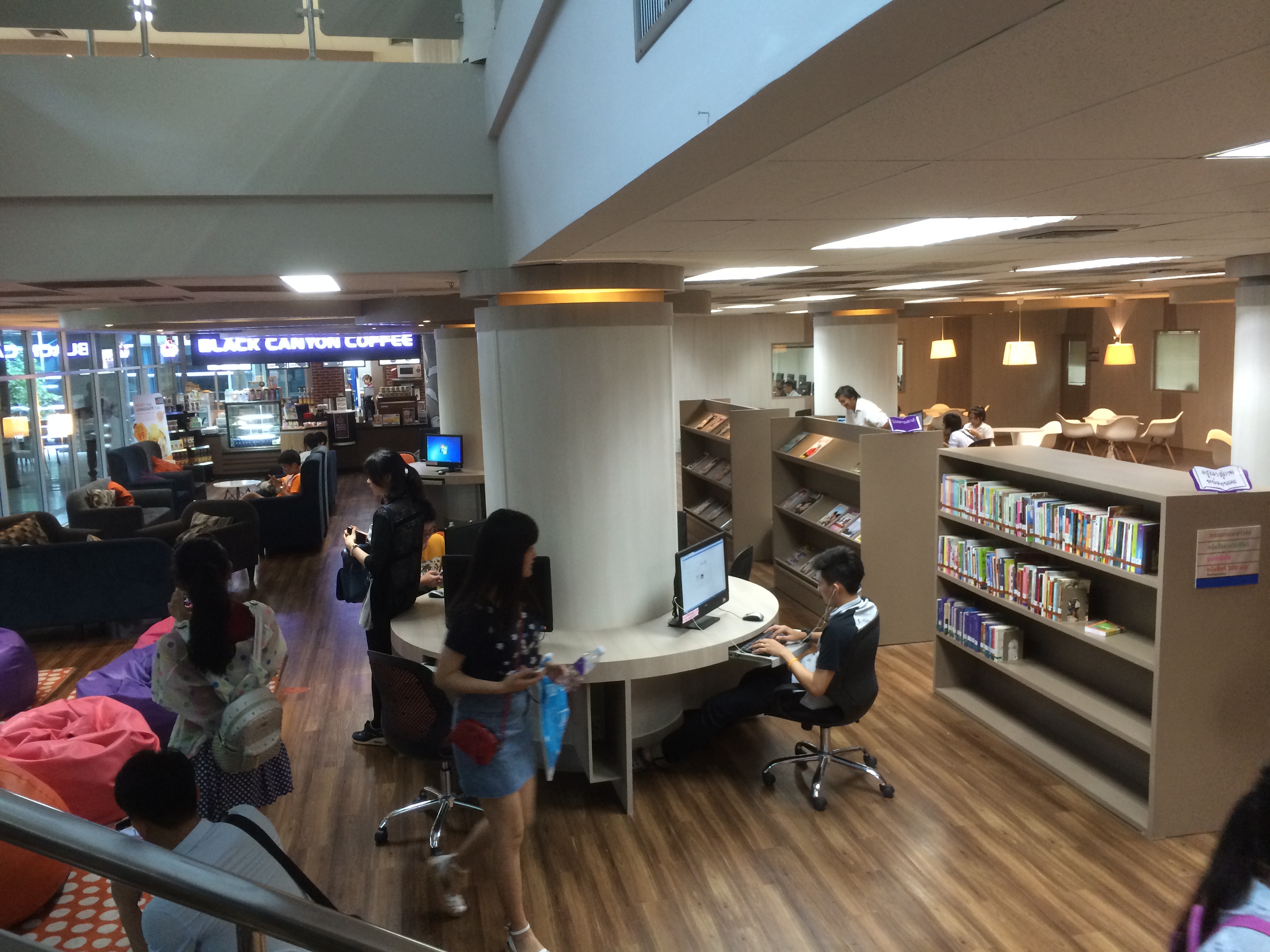 风韵犹存熟妇一区二区三区