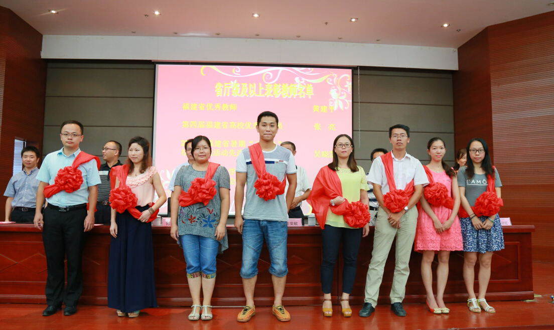 风韵犹存熟妇一区二区三区