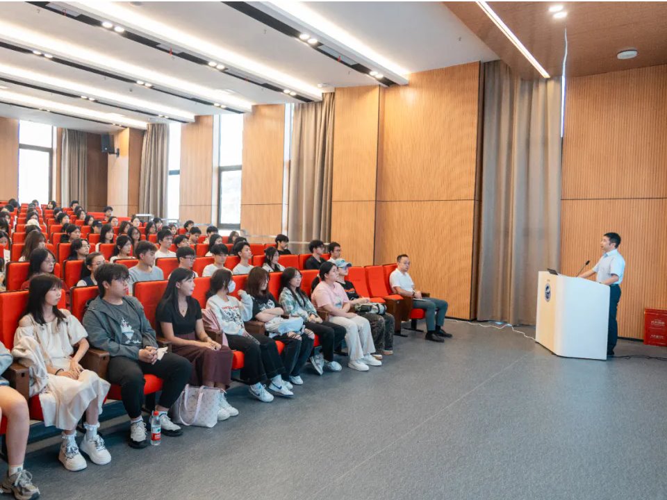 风韵犹存熟妇一区二区三区