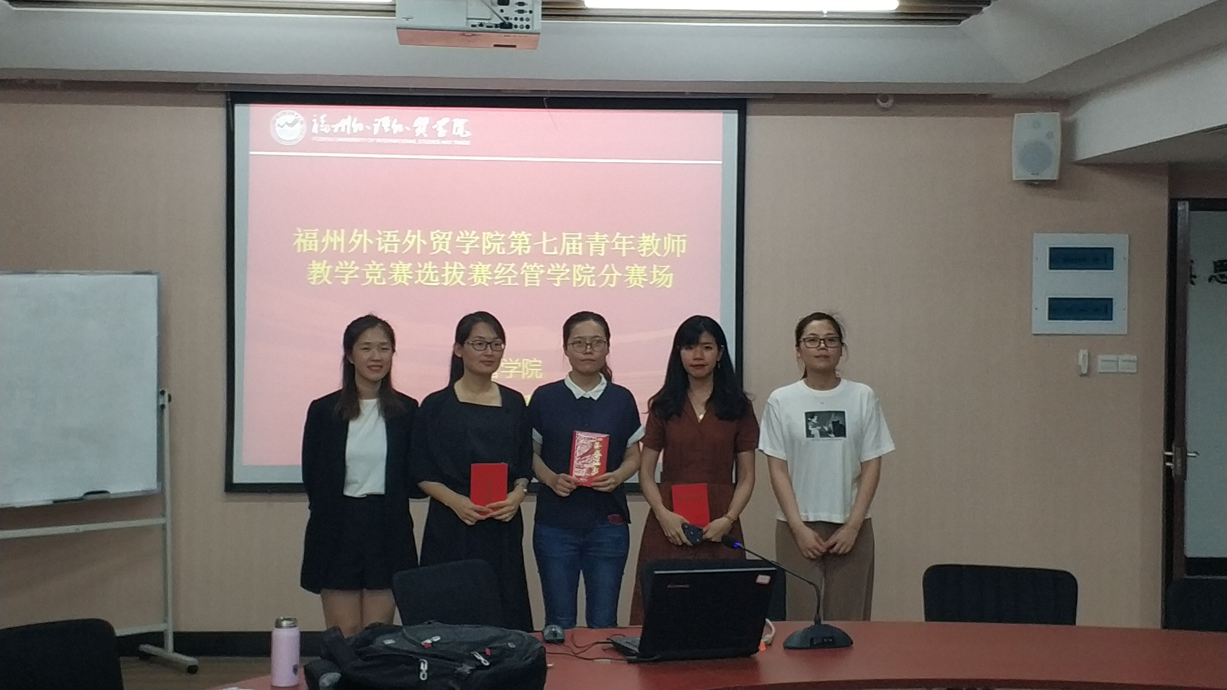 风韵犹存熟妇一区二区三区