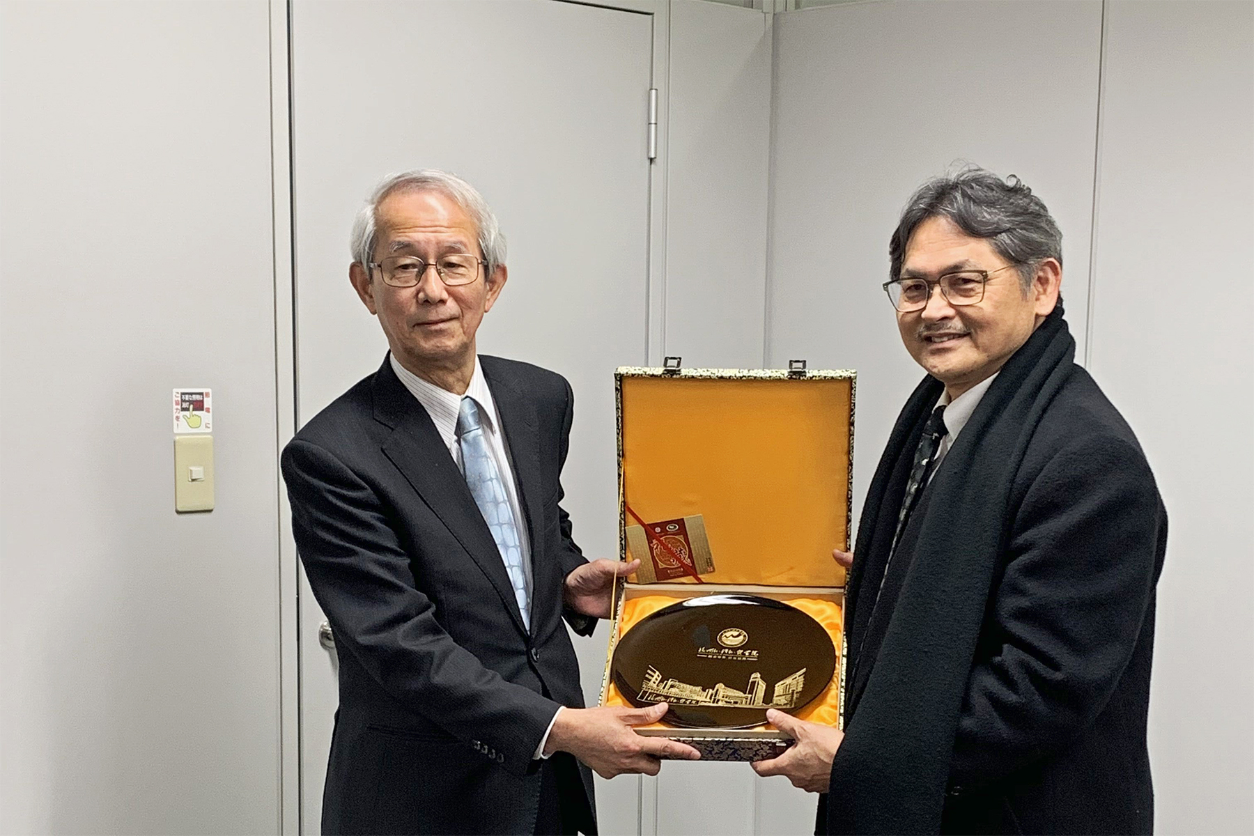 风韵犹存熟妇一区二区三区