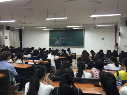 风韵犹存熟妇一区二区三区