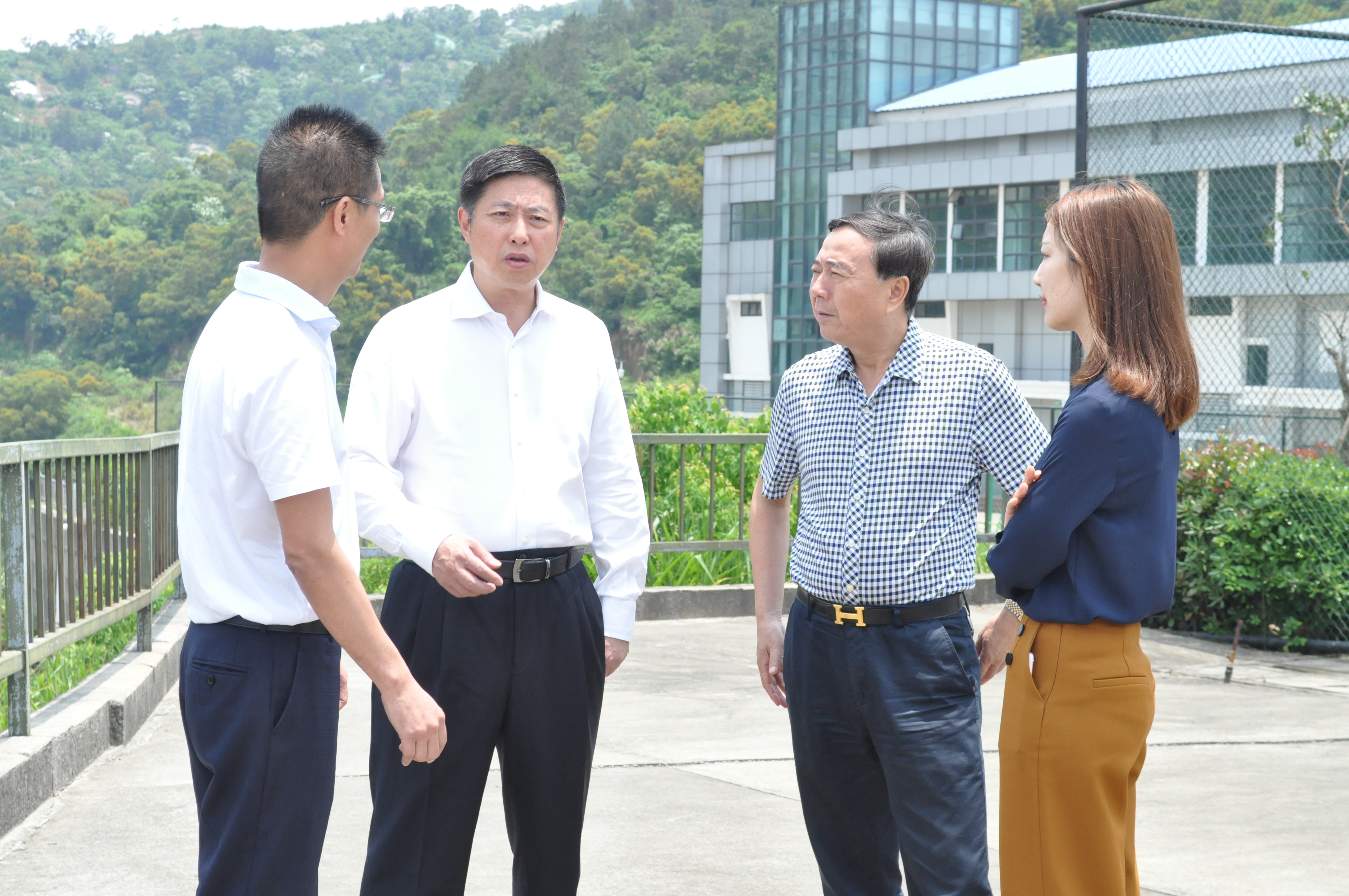 风韵犹存熟妇一区二区三区