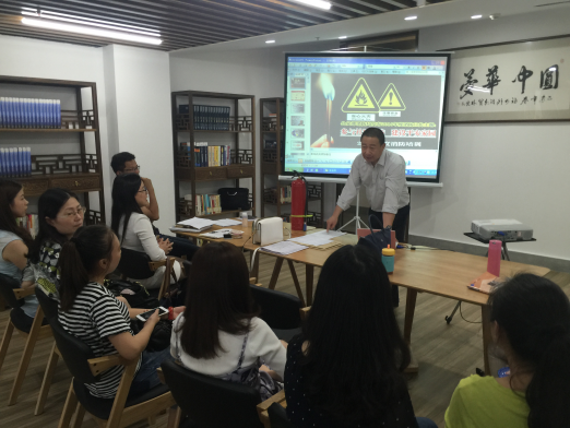 风韵犹存熟妇一区二区三区