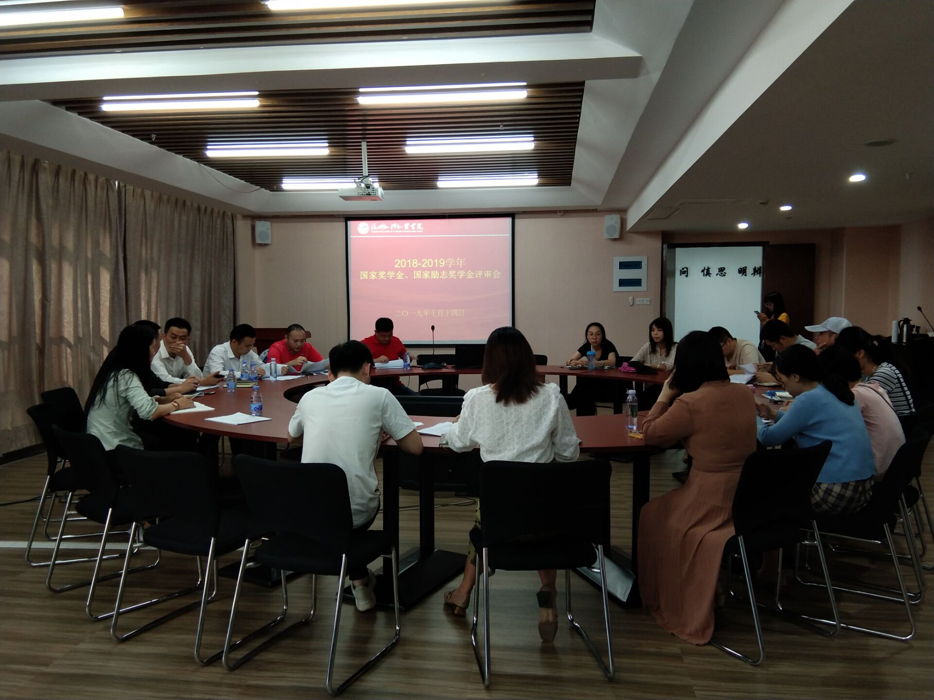 风韵犹存熟妇一区二区三区