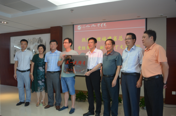 风韵犹存熟妇一区二区三区