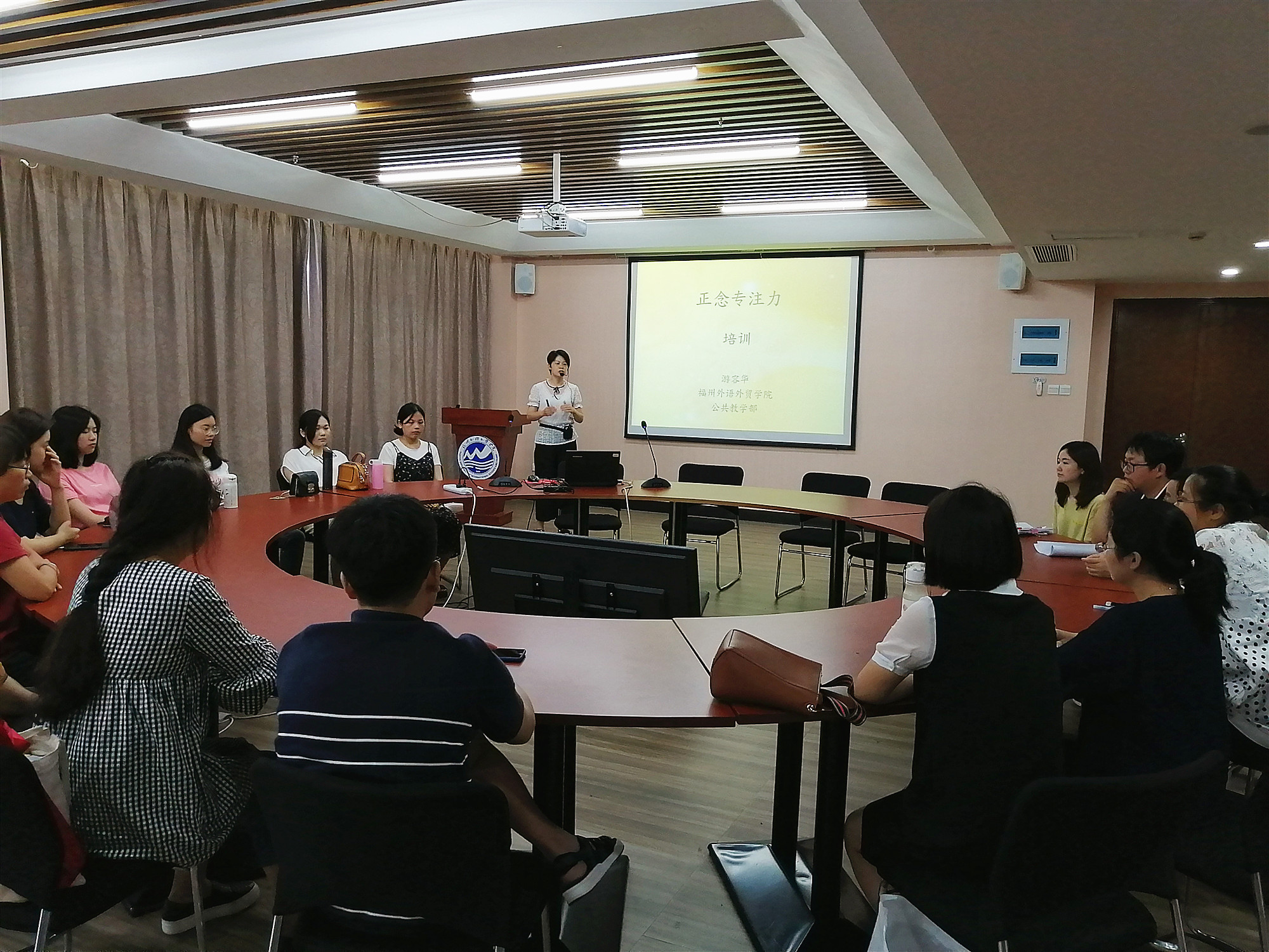 风韵犹存熟妇一区二区三区