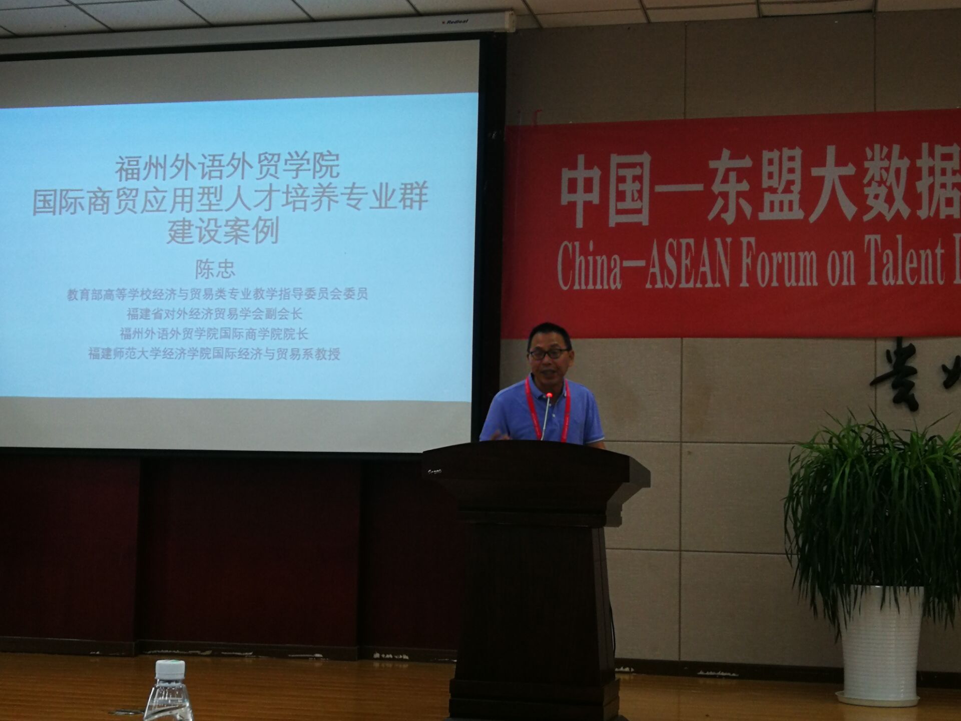 风韵犹存熟妇一区二区三区