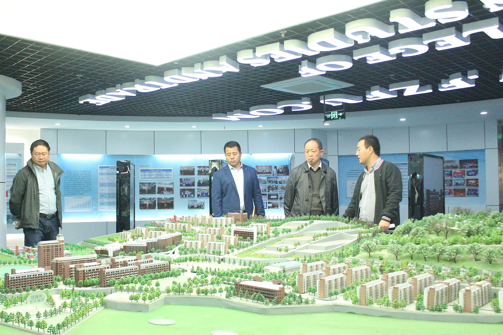 风韵犹存熟妇一区二区三区