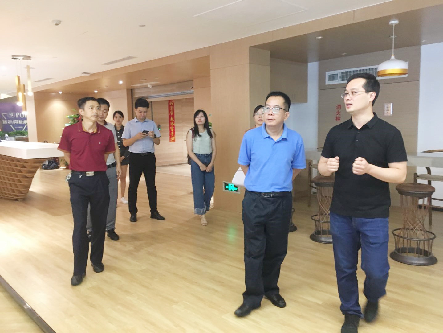 风韵犹存熟妇一区二区三区