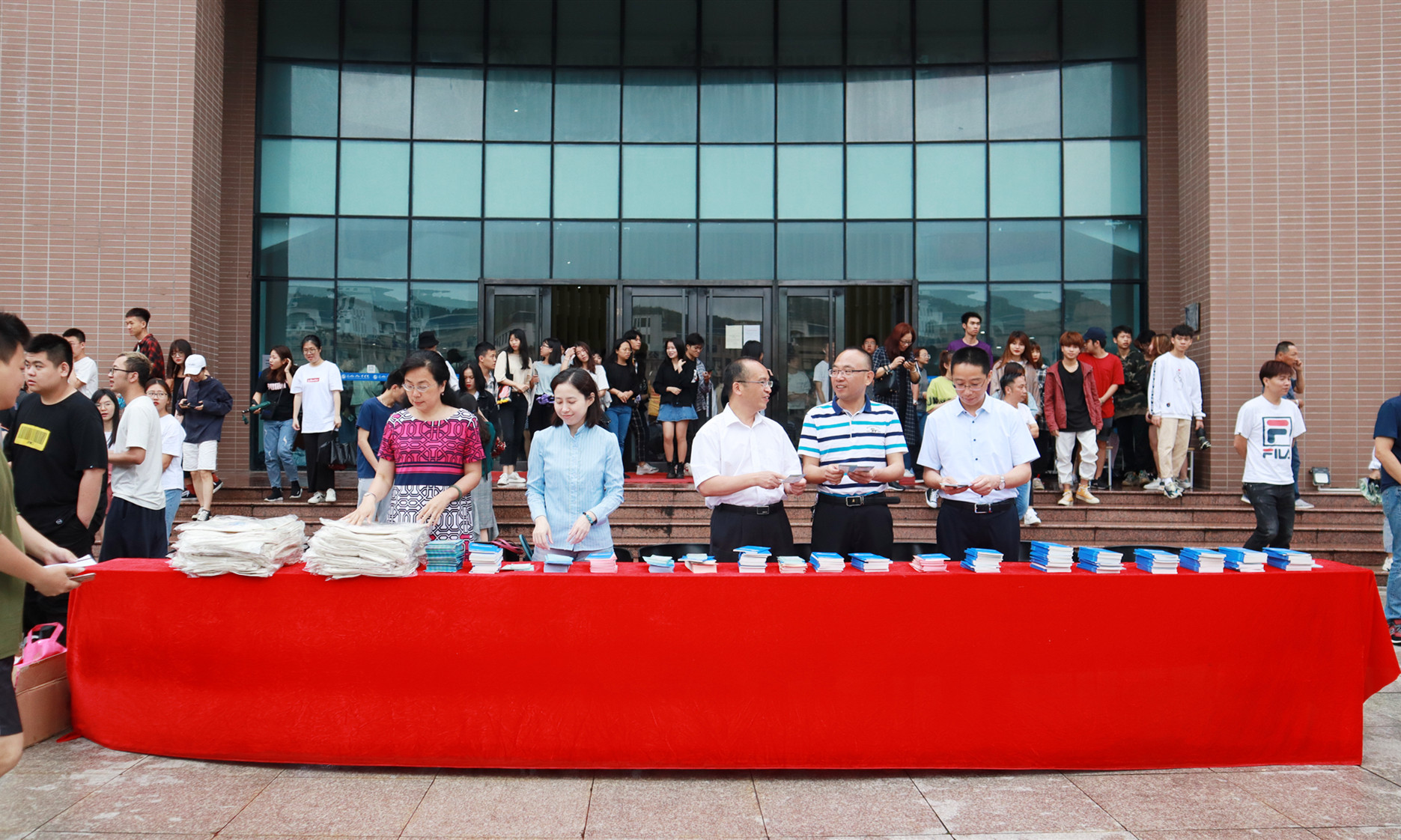 风韵犹存熟妇一区二区三区