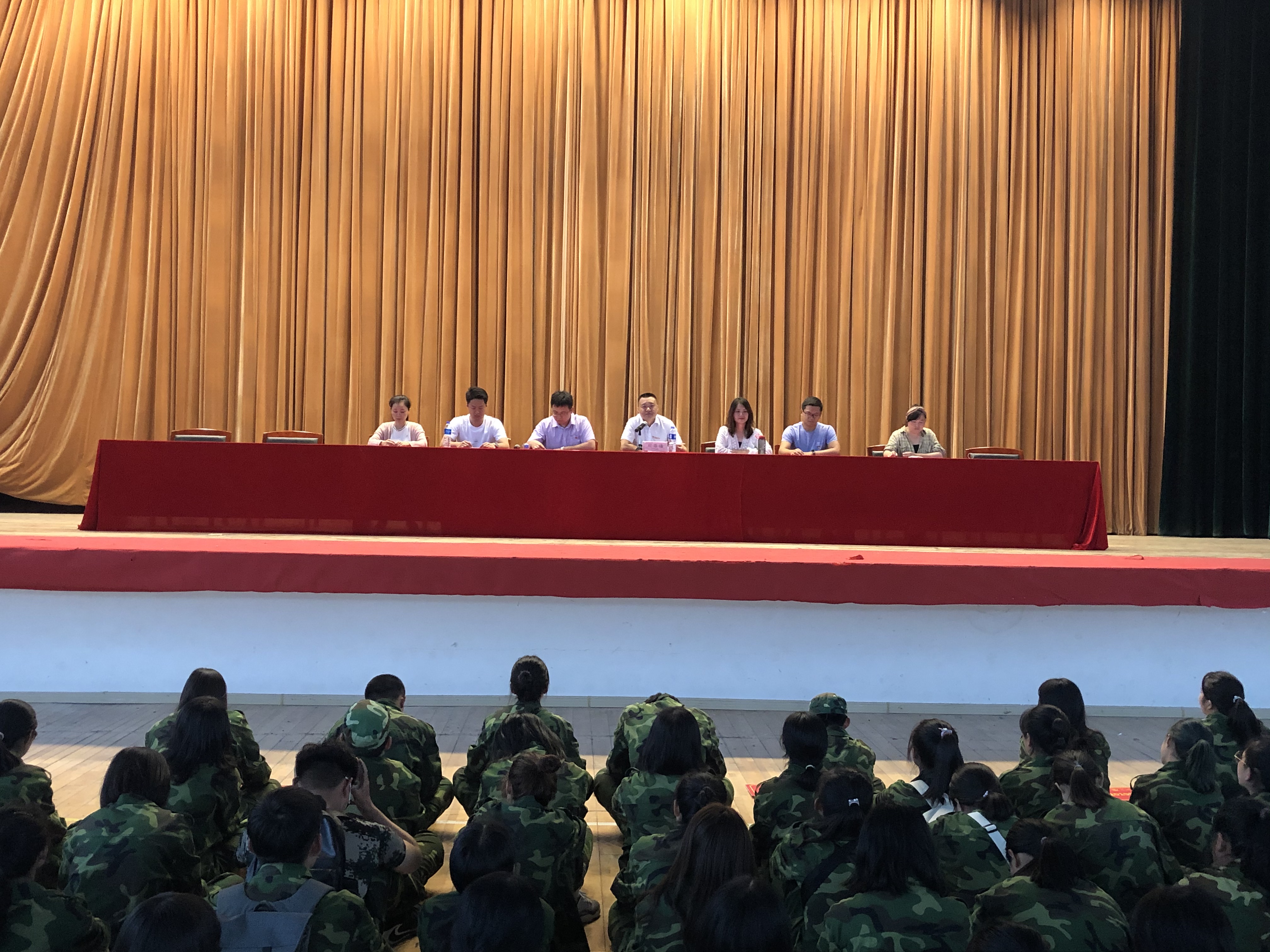 风韵犹存熟妇一区二区三区