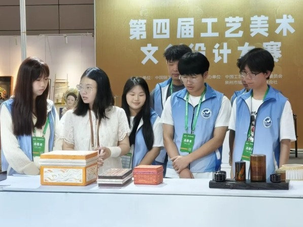 风韵犹存熟妇一区二区三区