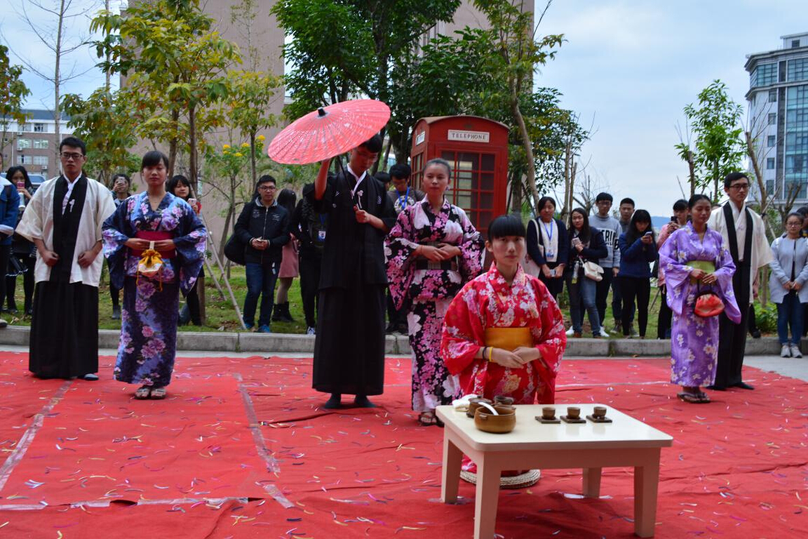 风韵犹存熟妇一区二区三区