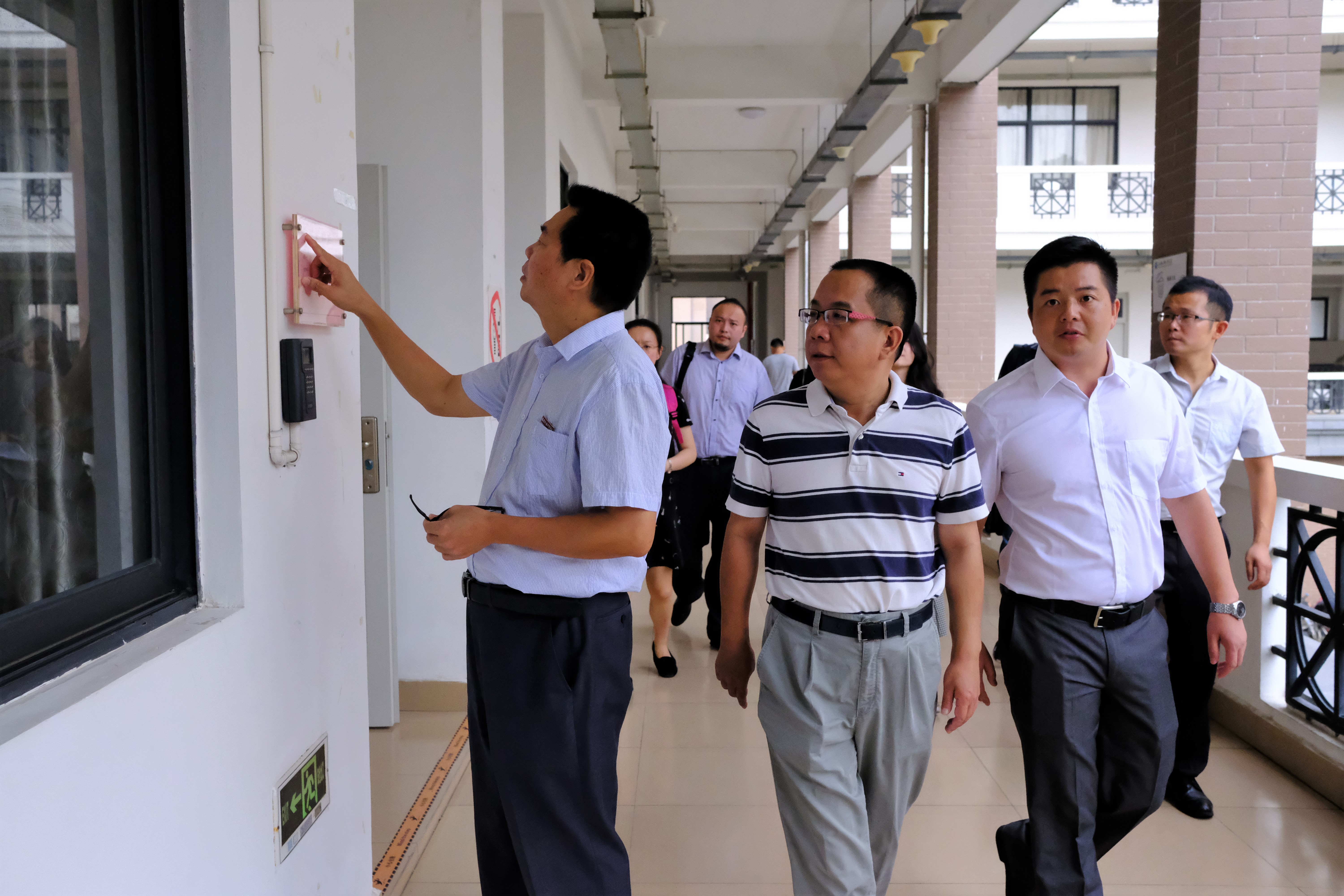 风韵犹存熟妇一区二区三区