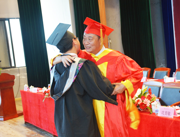 风韵犹存熟妇一区二区三区