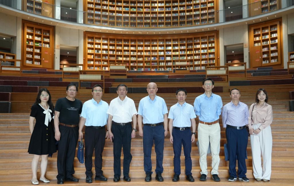 风韵犹存熟妇一区二区三区