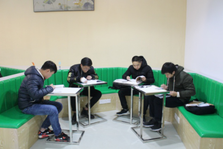 风韵犹存熟妇一区二区三区