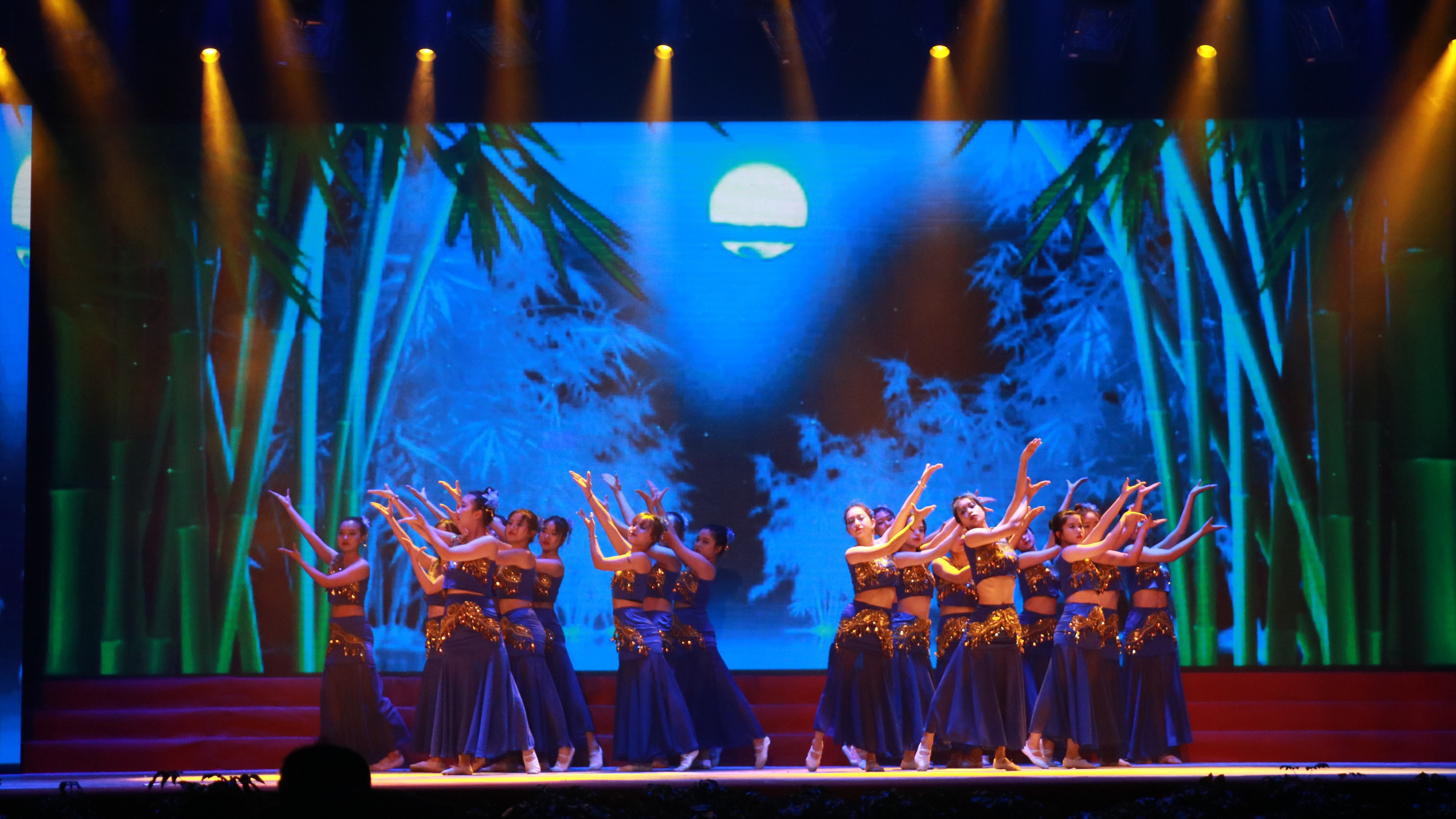 风韵犹存熟妇一区二区三区