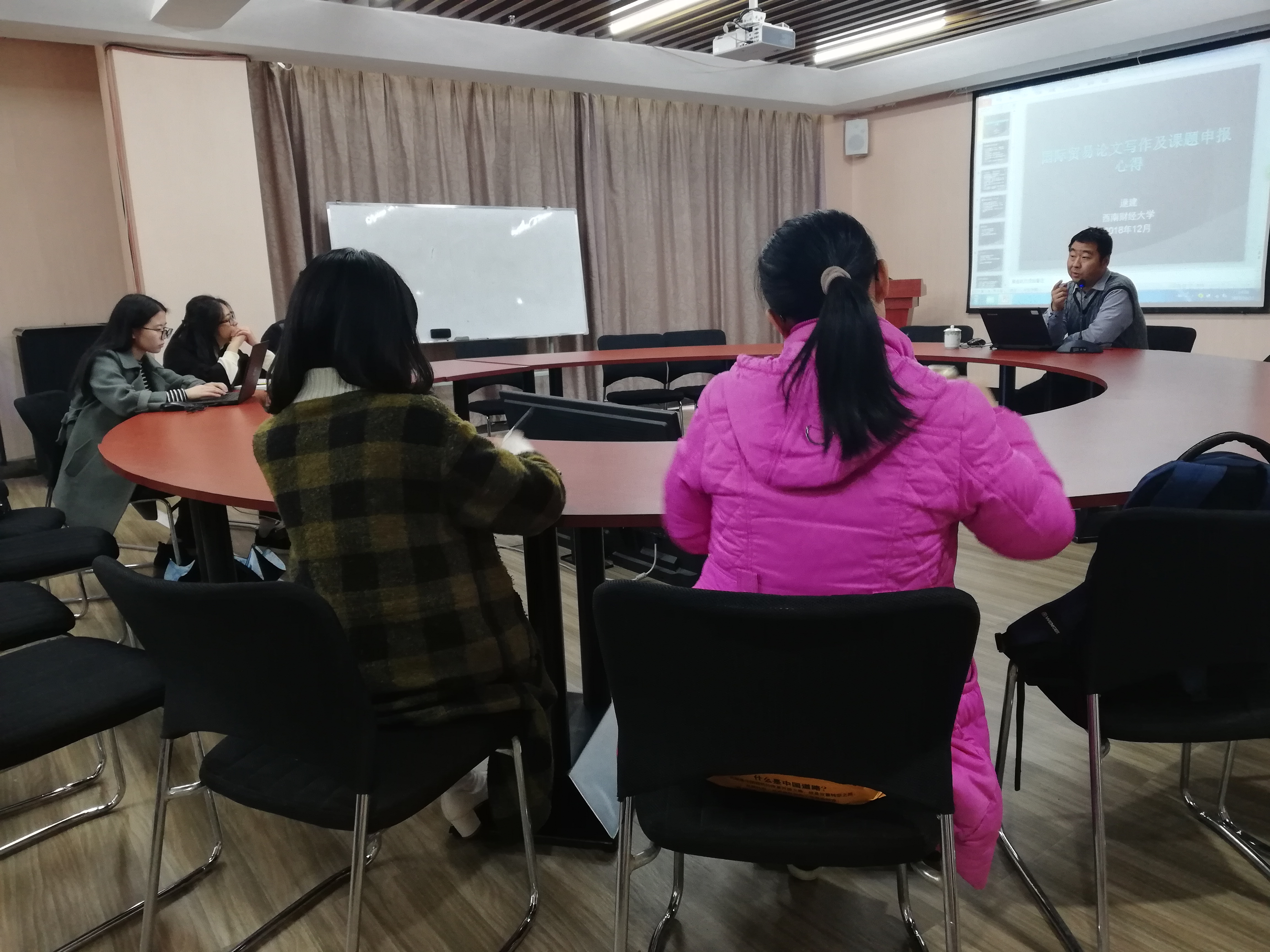 风韵犹存熟妇一区二区三区