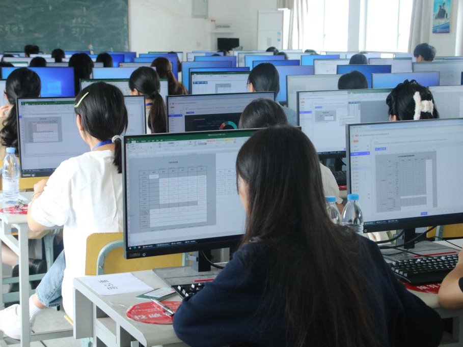 风韵犹存熟妇一区二区三区