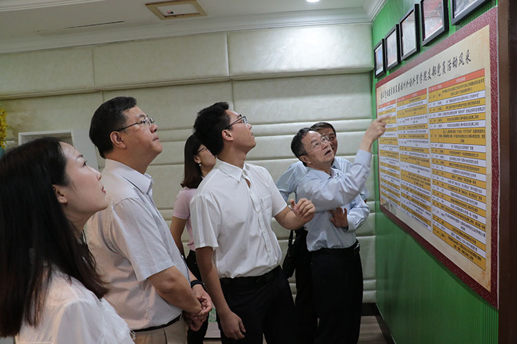 风韵犹存熟妇一区二区三区