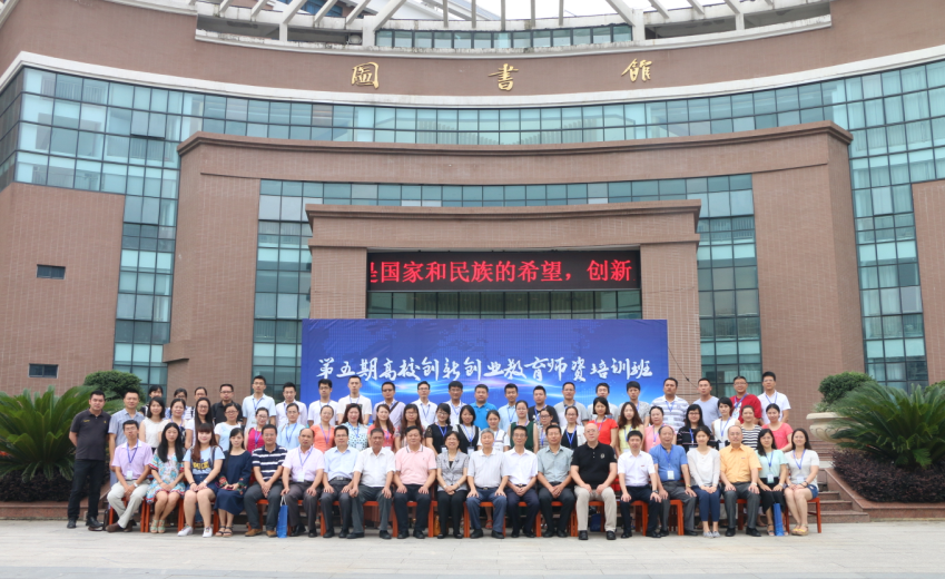 风韵犹存熟妇一区二区三区