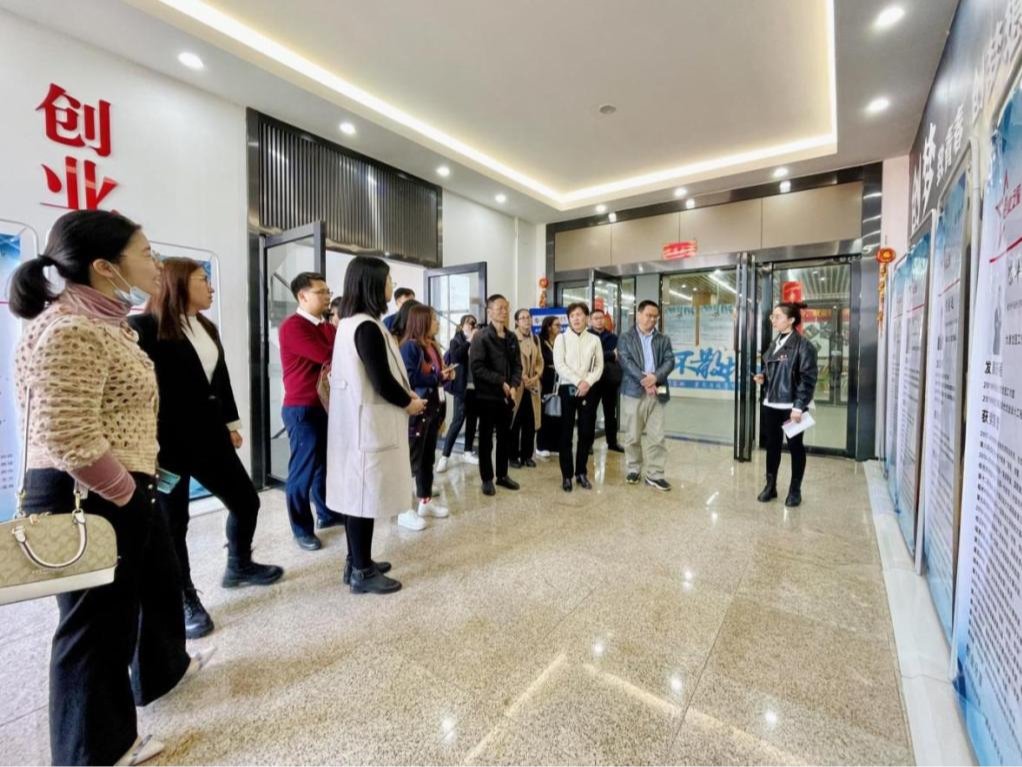 风韵犹存熟妇一区二区三区