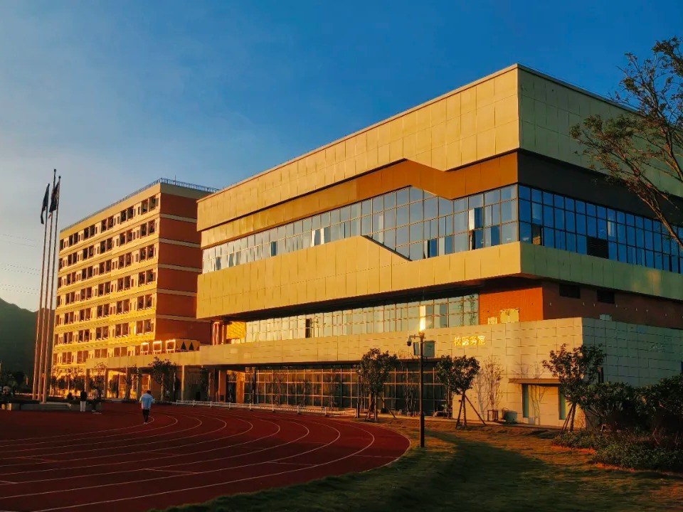 风韵犹存熟妇一区二区三区