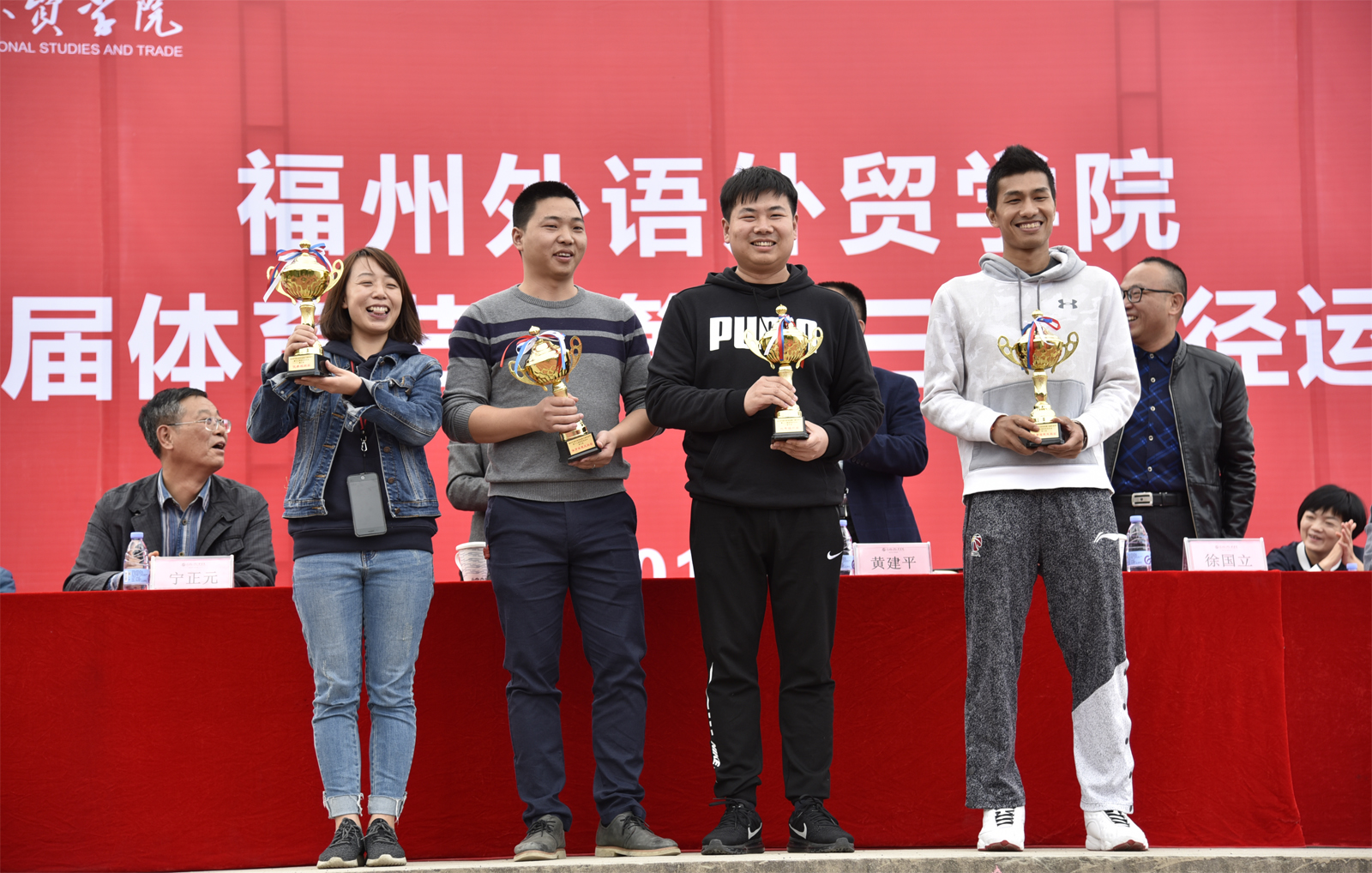 风韵犹存熟妇一区二区三区