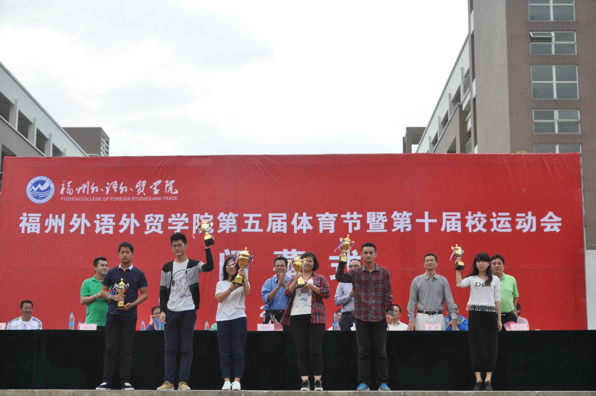 风韵犹存熟妇一区二区三区