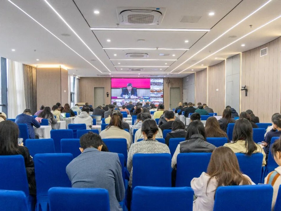 风韵犹存熟妇一区二区三区