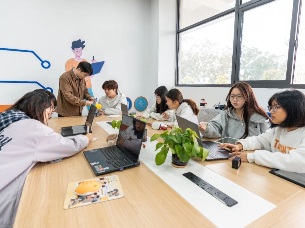 风韵犹存熟妇一区二区三区