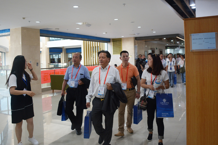 风韵犹存熟妇一区二区三区