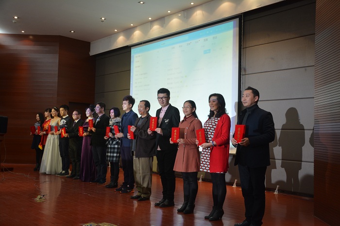 风韵犹存熟妇一区二区三区