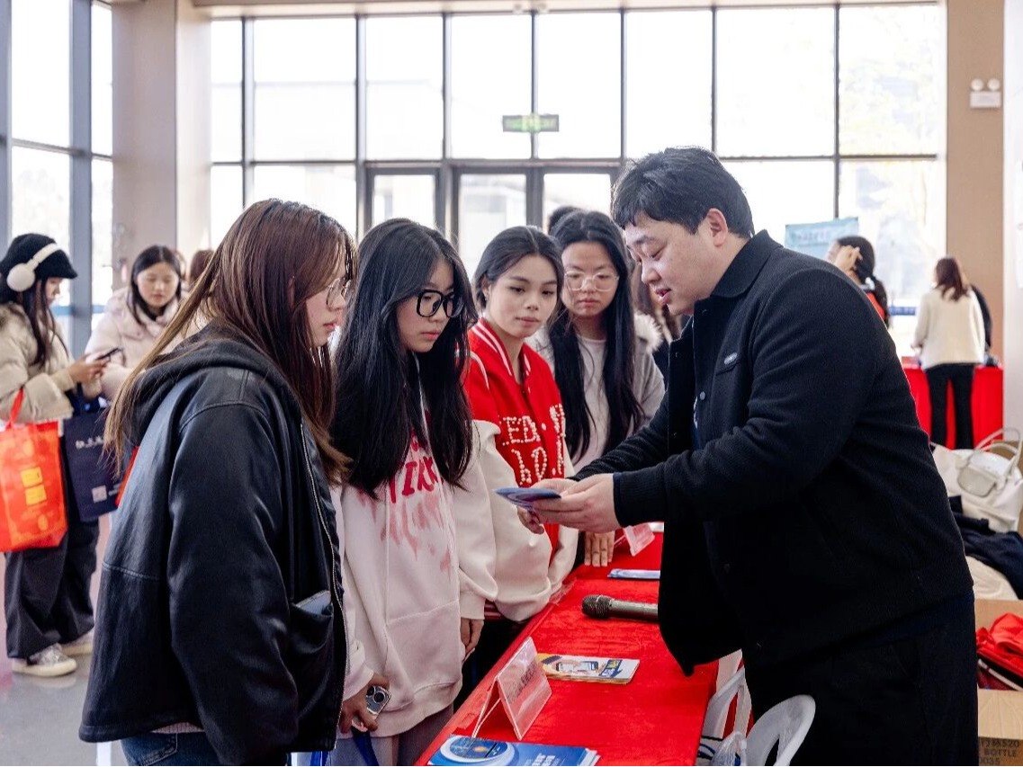 风韵犹存熟妇一区二区三区