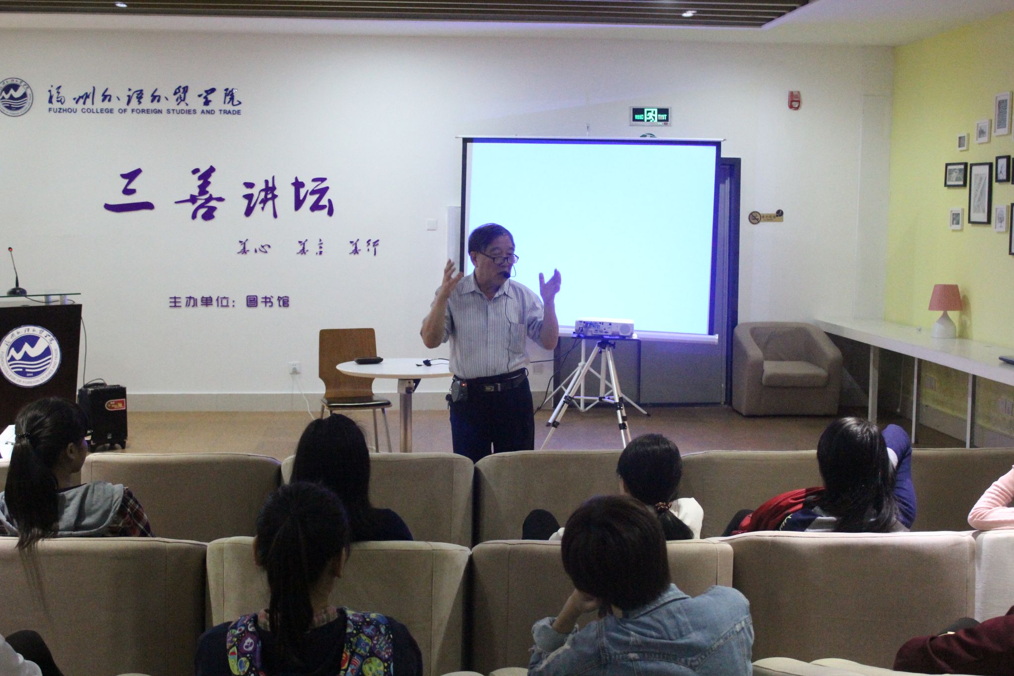 风韵犹存熟妇一区二区三区