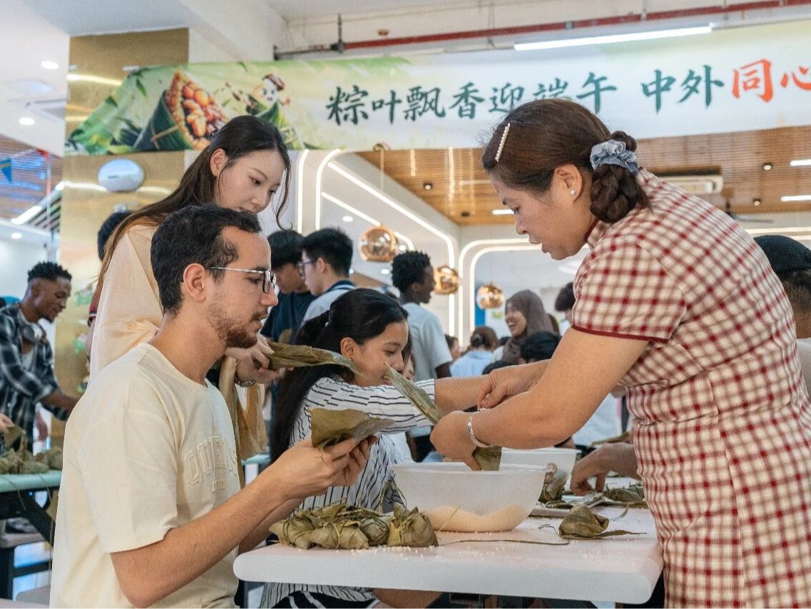 风韵犹存熟妇一区二区三区